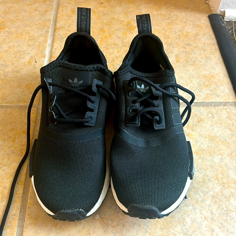 Like new!!! Size 4.5 big boy (pre teen) black adidas sneakers  worn once only